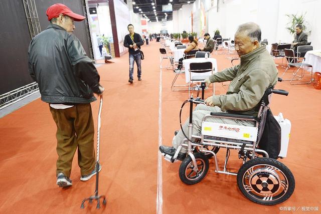 中老年健康生活馆 创业蓝海的新选择